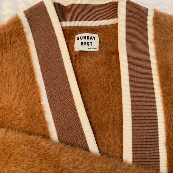 Aritzia Sunday Best Katie Fuzzy Cardigan Brown & Cream Color Size Small - Picture 8 of 9